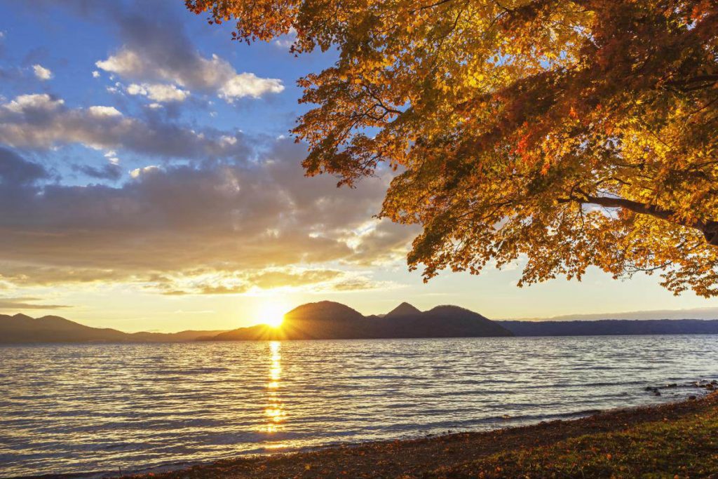 Lake Toya & Noboribetsu ​Day Tour | Things to do in Hokkaido | Holigoes Travel