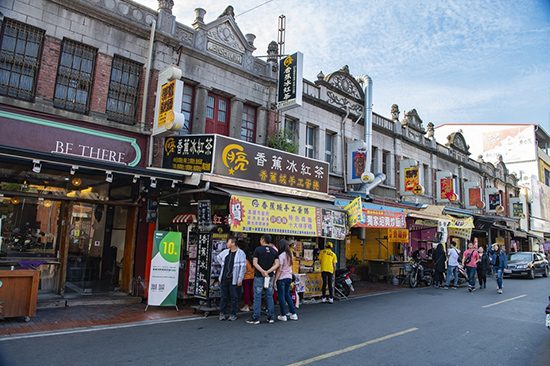 Book a Kaohsiung Day Tour | Holigoes Travel